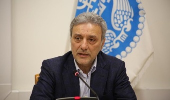 نیلی در مراسم ترحیم پدر علم کویرشناسی: غلبه بر ابرچالش‌ها جز با علم و تحقیق قابل حل نیست