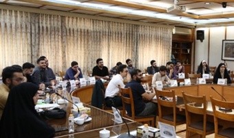 دکتر امید در نشست صمیمانه با دبیران تشکل‌های دانشجویی و شوراهای صنفی رفاهی دانشگاه: محور فعالیت دانشجویی باید آموزش و پژوهش باشد/ توقف توسعه کمّی و حرکت به سمت خودگردانی با محوریت عدالت آموزشی برنامه دانشگاه است