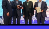 تصاویر جالب از رونمایی سکه یادبود ۱۷۵۷ سال سنت آموزش عالی در ایران | مقیمی اولین سکه ۱۷۵۷ را به قالیباف هدیه داد